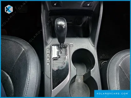 HYUNDAI TUCSON DIESEL 2WD LX20