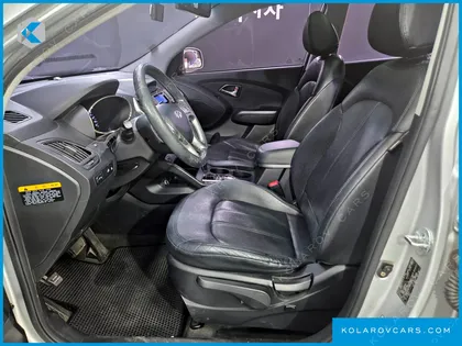 HYUNDAI TUCSON DIESEL 2WD LX20