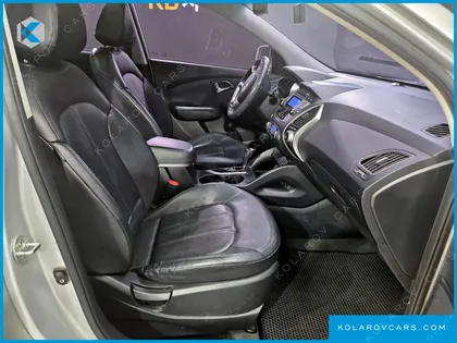 HYUNDAI TUCSON DIESEL 2WD LX20