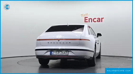 HYUNDAI GRANDEUR 2,5 GASOLINE 2WD
