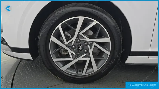 HYUNDAI GRANDEUR 2,5 GASOLINE 2WD