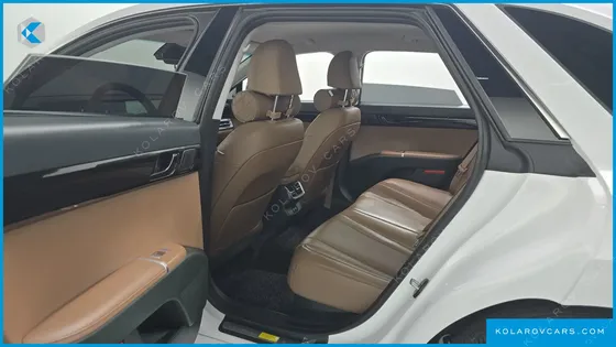 HYUNDAI GRANDEUR 2,5 GASOLINE 2WD