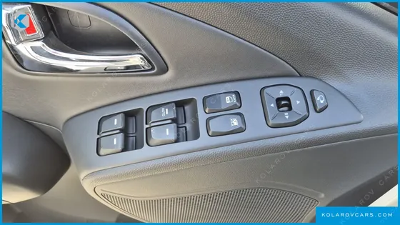 HYUNDAI TUCSON DIESEL 2WD LX20