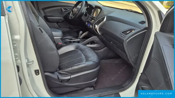 HYUNDAI TUCSON DIESEL 2WD LX20