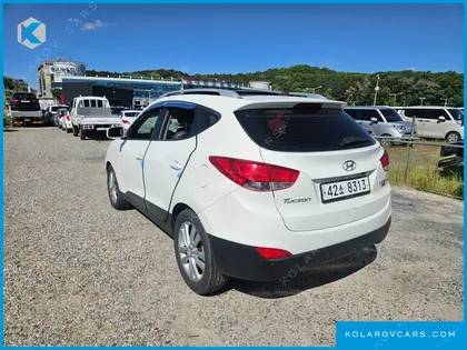 HYUNDAI TUCSON DIESEL 2WD LX20