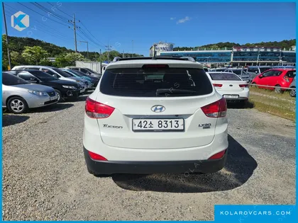 HYUNDAI TUCSON DIESEL 2WD LX20