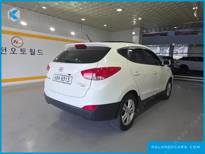 HYUNDAI TUCSON DIESEL 2WD LX20
