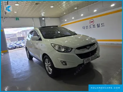 HYUNDAI TUCSON DIESEL 2WD LX20