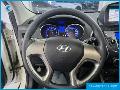 HYUNDAI TUCSON DIESEL 2WD LX20