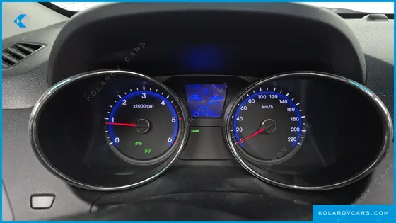 HYUNDAI TUCSON DIESEL 2WD LX20