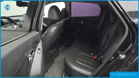 HYUNDAI TUCSON DIESEL 2WD LX20