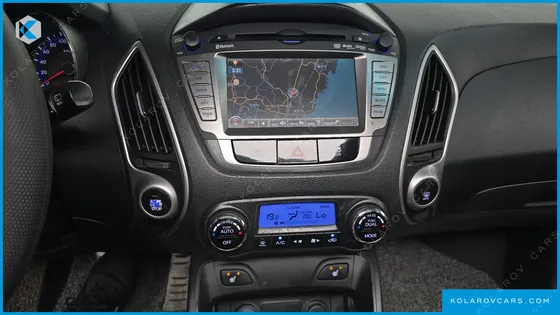 HYUNDAI TUCSON DIESEL 2WD LX20