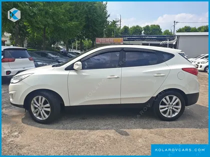 HYUNDAI TUCSON DIESEL 2WD LX20