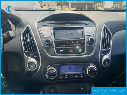 HYUNDAI TUCSON DIESEL 2WD LX20