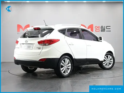 HYUNDAI TUCSON DIESEL 2WD LX20