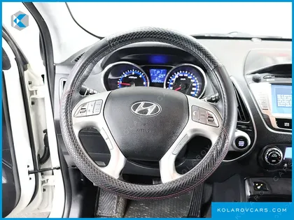 HYUNDAI TUCSON DIESEL 2WD LX20