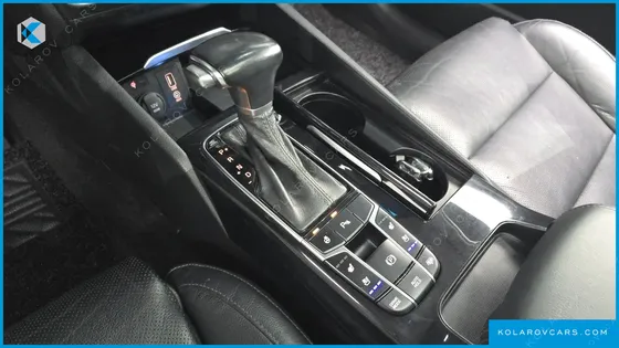 KIA K7 3.0 LPI PRESTIGE (RENTAL CAR)