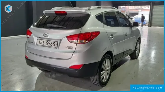 HYUNDAI TUCSON DIESEL 2WD LX20