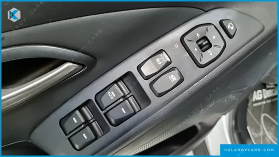 HYUNDAI TUCSON DIESEL 2WD LX20