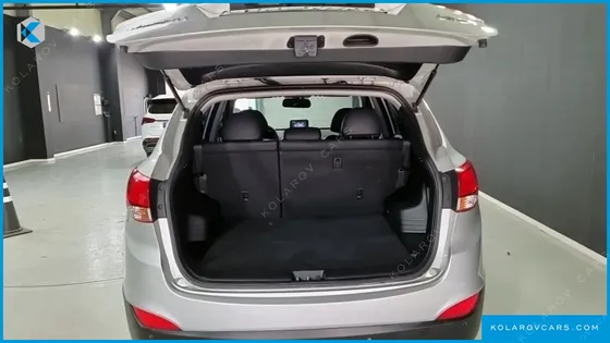 HYUNDAI TUCSON DIESEL 2WD LX20