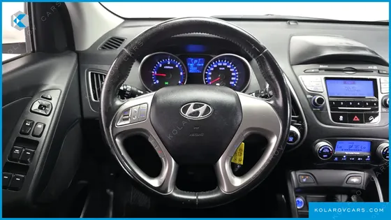 HYUNDAI TUCSON DIESEL 2WD LX20