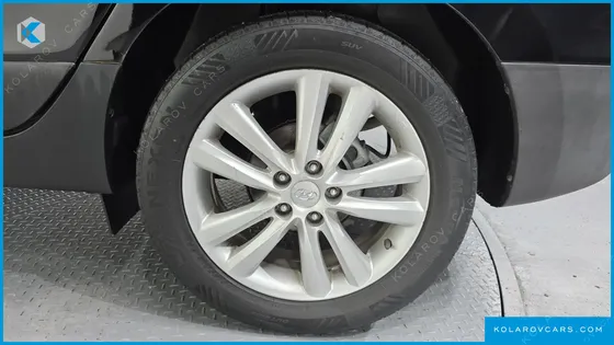 HYUNDAI TUCSON DIESEL 2WD LX20