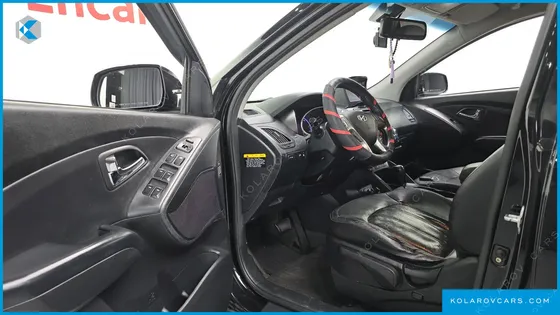 HYUNDAI TUCSON DIESEL 2WD LX20