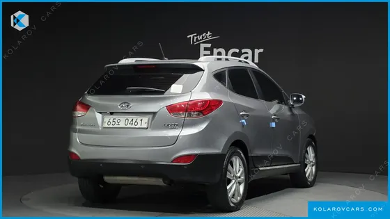 HYUNDAI TUCSON DIESEL 2WD LX20