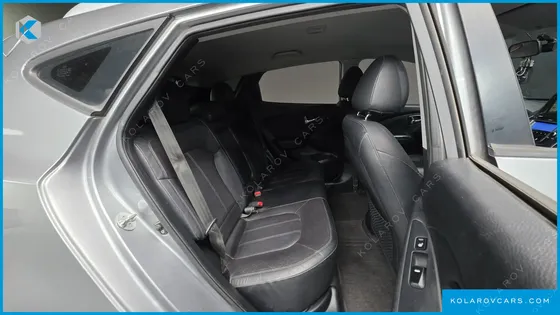 HYUNDAI TUCSON DIESEL 2WD LX20