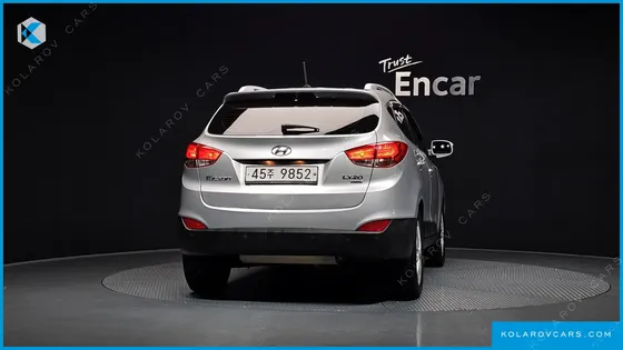 HYUNDAI TUCSON DIESEL 2WD LX20