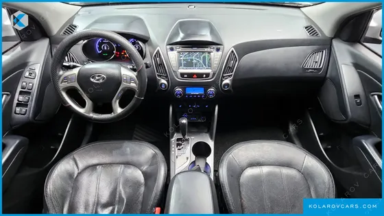 HYUNDAI TUCSON DIESEL 2WD LX20