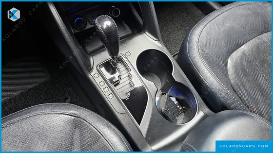 HYUNDAI TUCSON DIESEL 2WD LX20