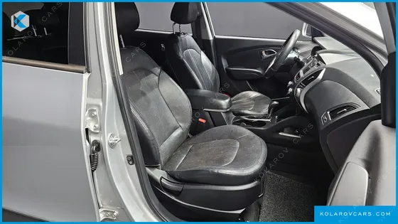 HYUNDAI TUCSON DIESEL 2WD LX20
