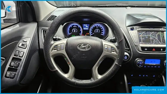 HYUNDAI TUCSON DIESEL 2WD LX20