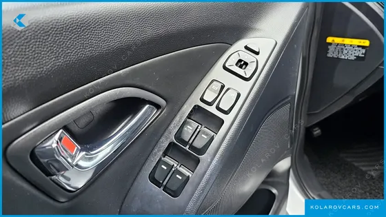 HYUNDAI TUCSON DIESEL 2WD LX20