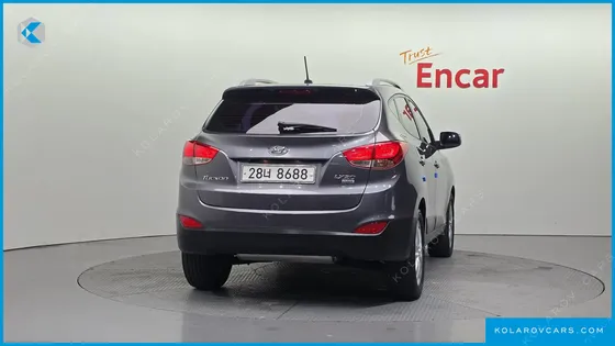 HYUNDAI TUCSON DIESEL 2WD LX20
