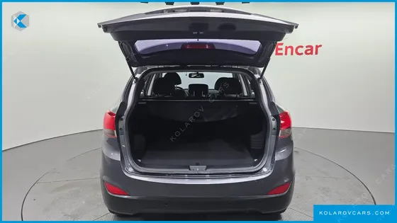 HYUNDAI TUCSON DIESEL 2WD LX20