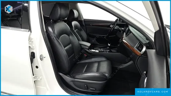 KIA K7 3.0 LPI LUXURY (RENTAL CAR)