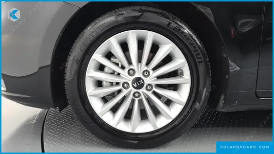 KIA K7 3.0 LPI LUXURY (RENTAL CAR)