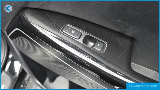 KIA K7 3.0 LPI LUXURY (RENTAL CAR)