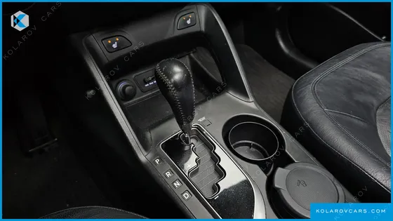 HYUNDAI TUCSON DIESEL 2WD LX20