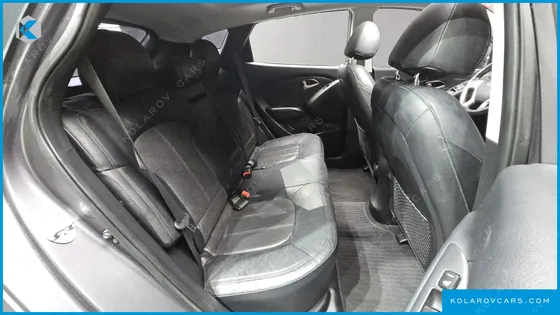 HYUNDAI TUCSON DIESEL 2WD LX20