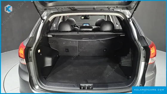 HYUNDAI TUCSON DIESEL 2WD LX20