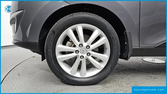 HYUNDAI TUCSON DIESEL 2WD X20