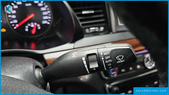 KIA K7 3.0 LPI LUXURY (RENTAL CAR)