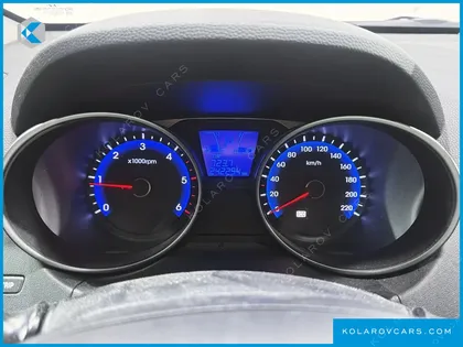 HYUNDAI TUCSON DIESEL 2WD LX20