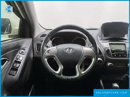 HYUNDAI TUCSON DIESEL 2WD LX20