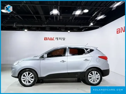 HYUNDAI TUCSON DIESEL 2WD LX20