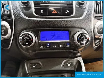 HYUNDAI TUCSON DIESEL 2WD LX20