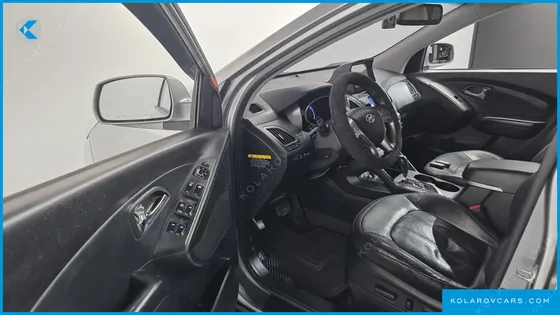 HYUNDAI TUCSON DIESEL 4WD LX20